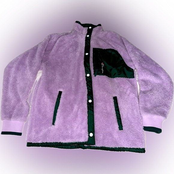 Champion lavender and green trimmed fluffy button up jacket with front pocket - Picture 1 of 4